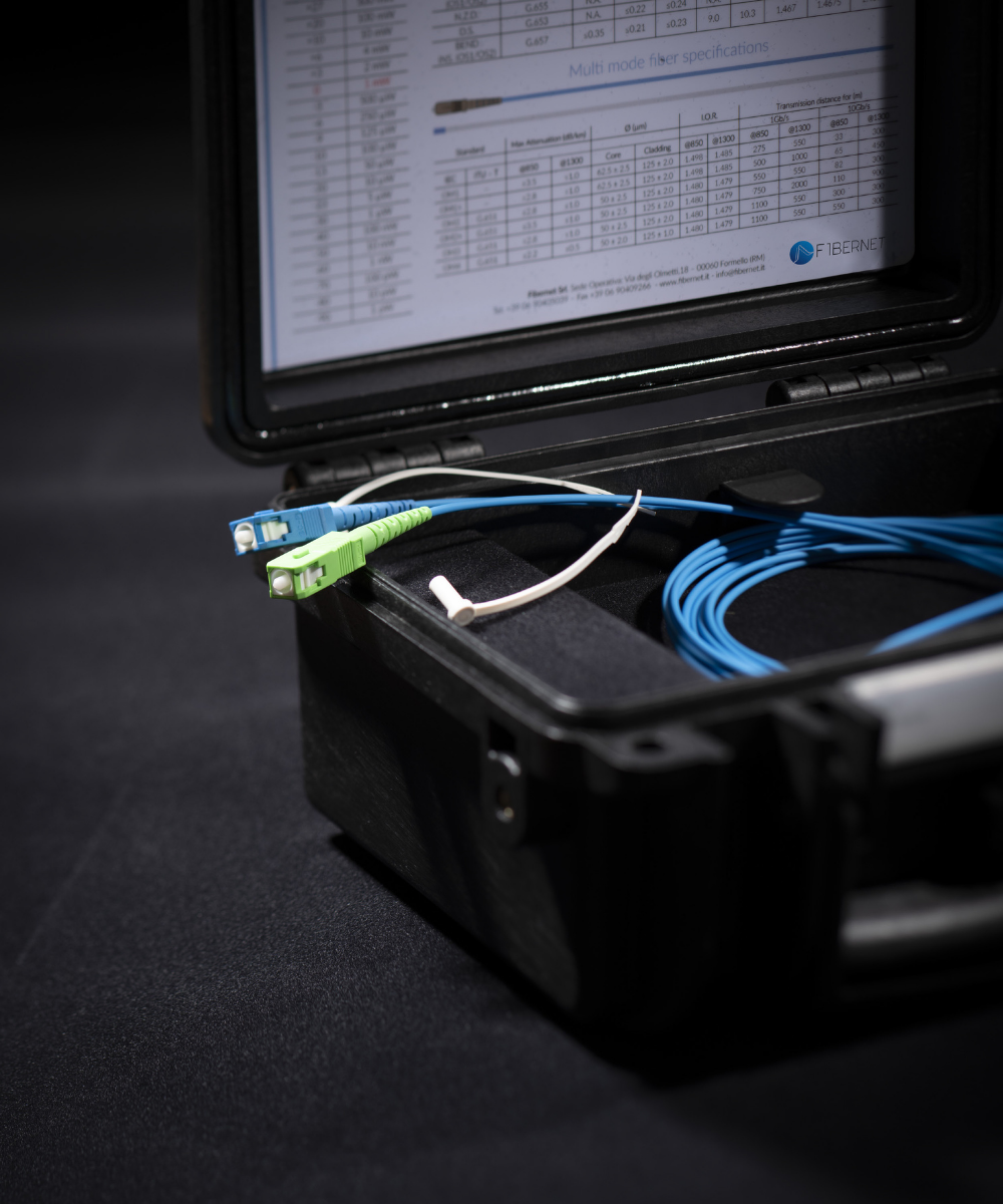 Fibre launch leads and accessories
